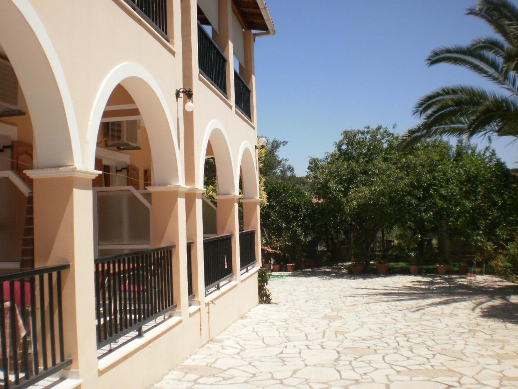 Loukas Inn Family Resort Keri Oda fotoğraf