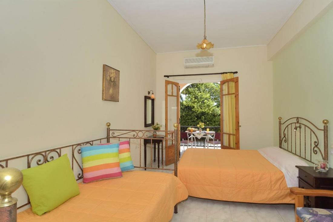 Loukas Inn Family Resort Keri Dış mekan fotoğraf